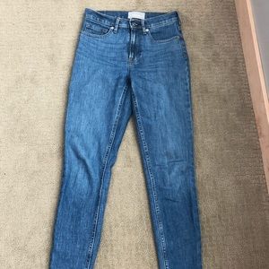Everlane Size 25 Straight Leg Jean